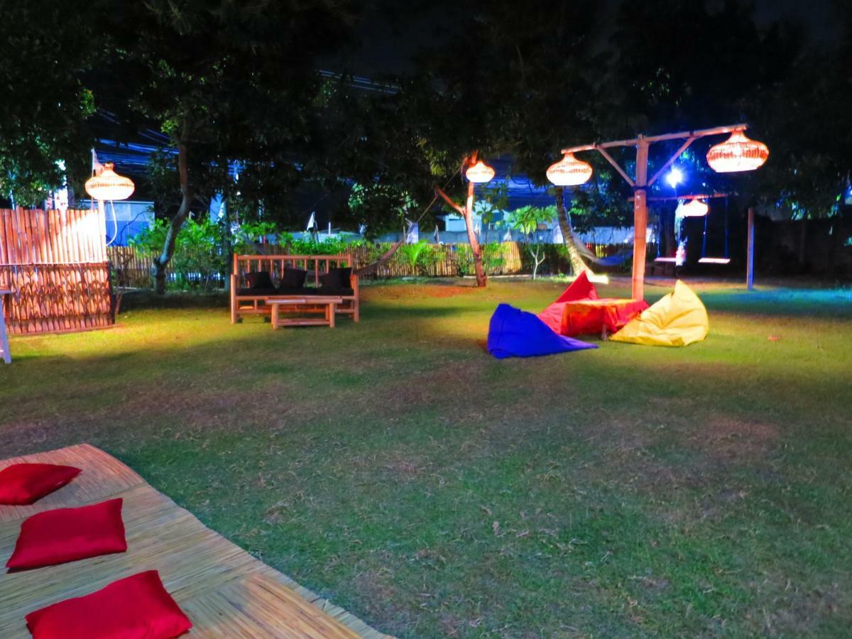 巴厘岛乌托邦住宿加早餐旅馆 金巴兰 外观 照片